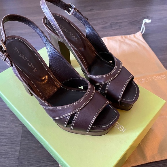Sergio Rossi Shoes - Sergio Rossi Brown Leather Sandal 36
